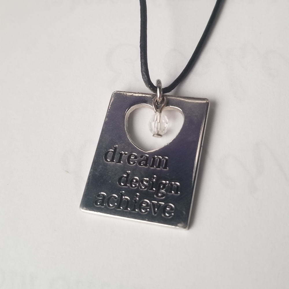 Dream Design Achieve Necklace